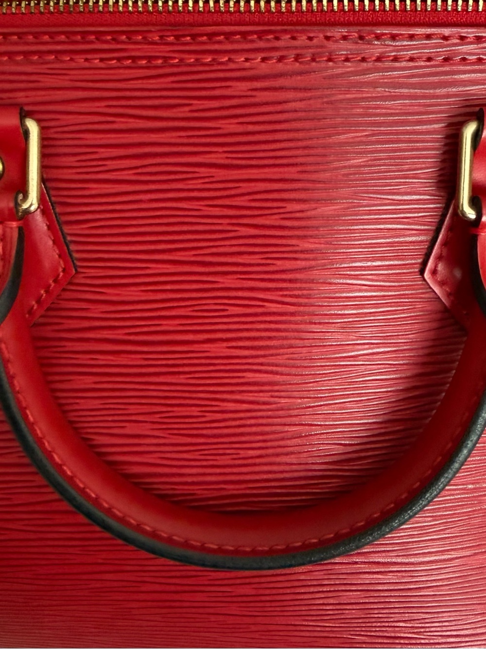 AuthenticVintage Louis Vuitton Red Epi Speedy 30 - Picture 12 of 14